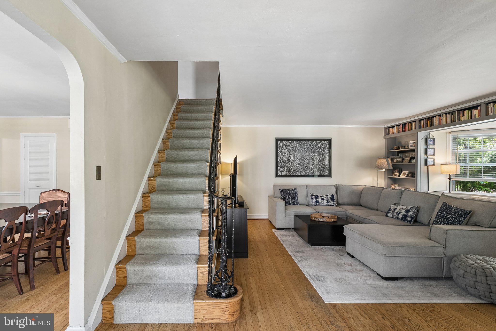 228 EDGEHILL ROAD