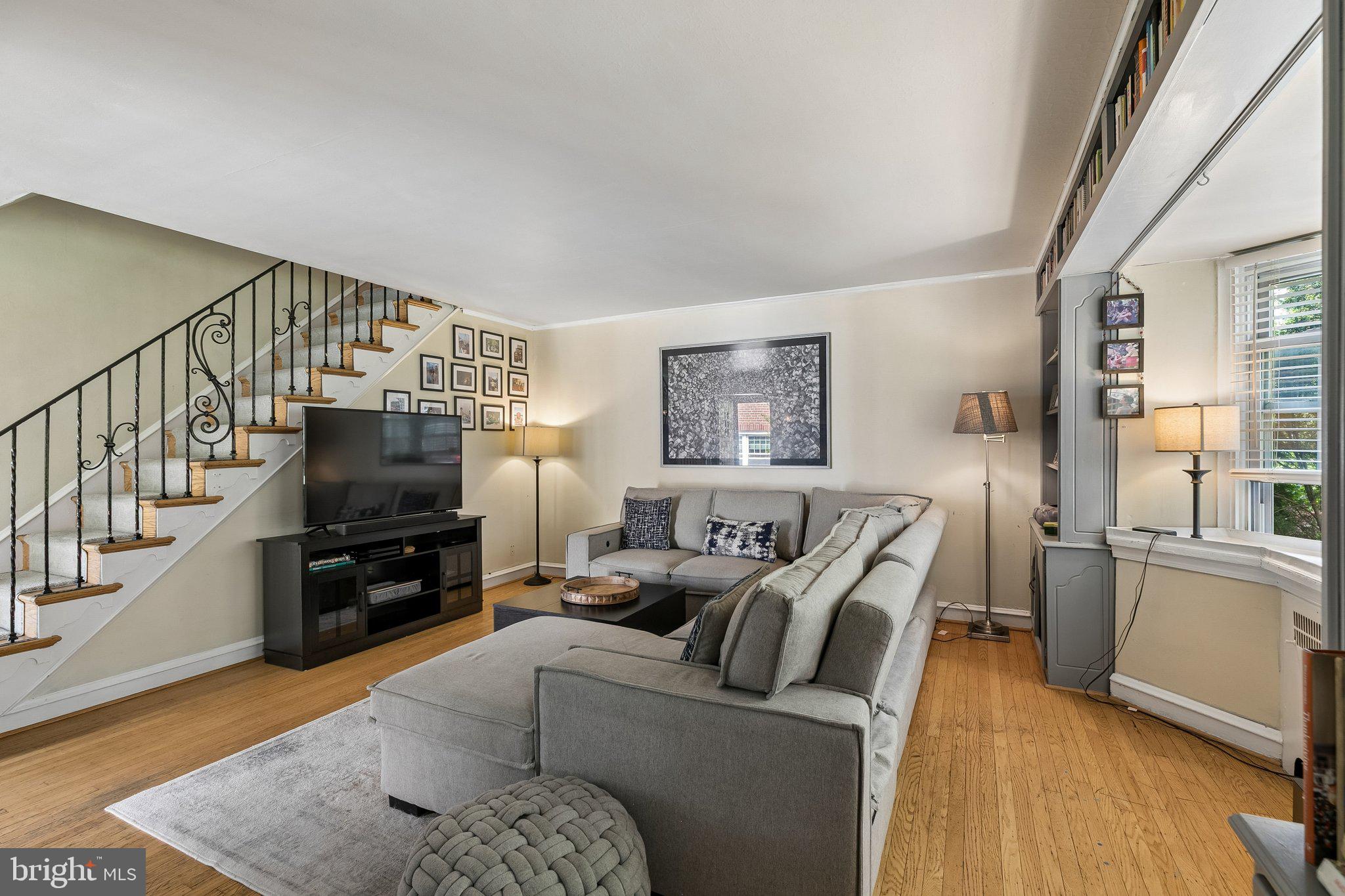 228 EDGEHILL ROAD