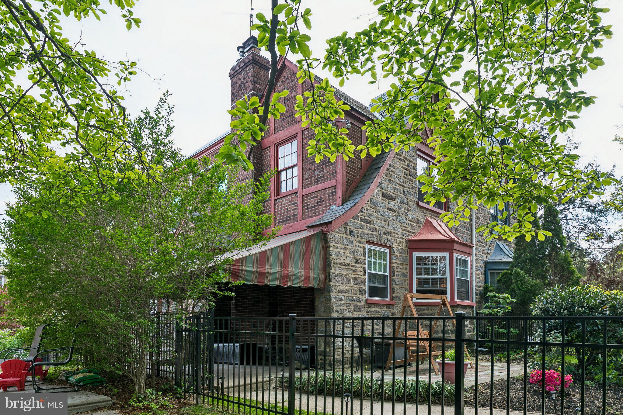 228 EDGEHILL ROAD