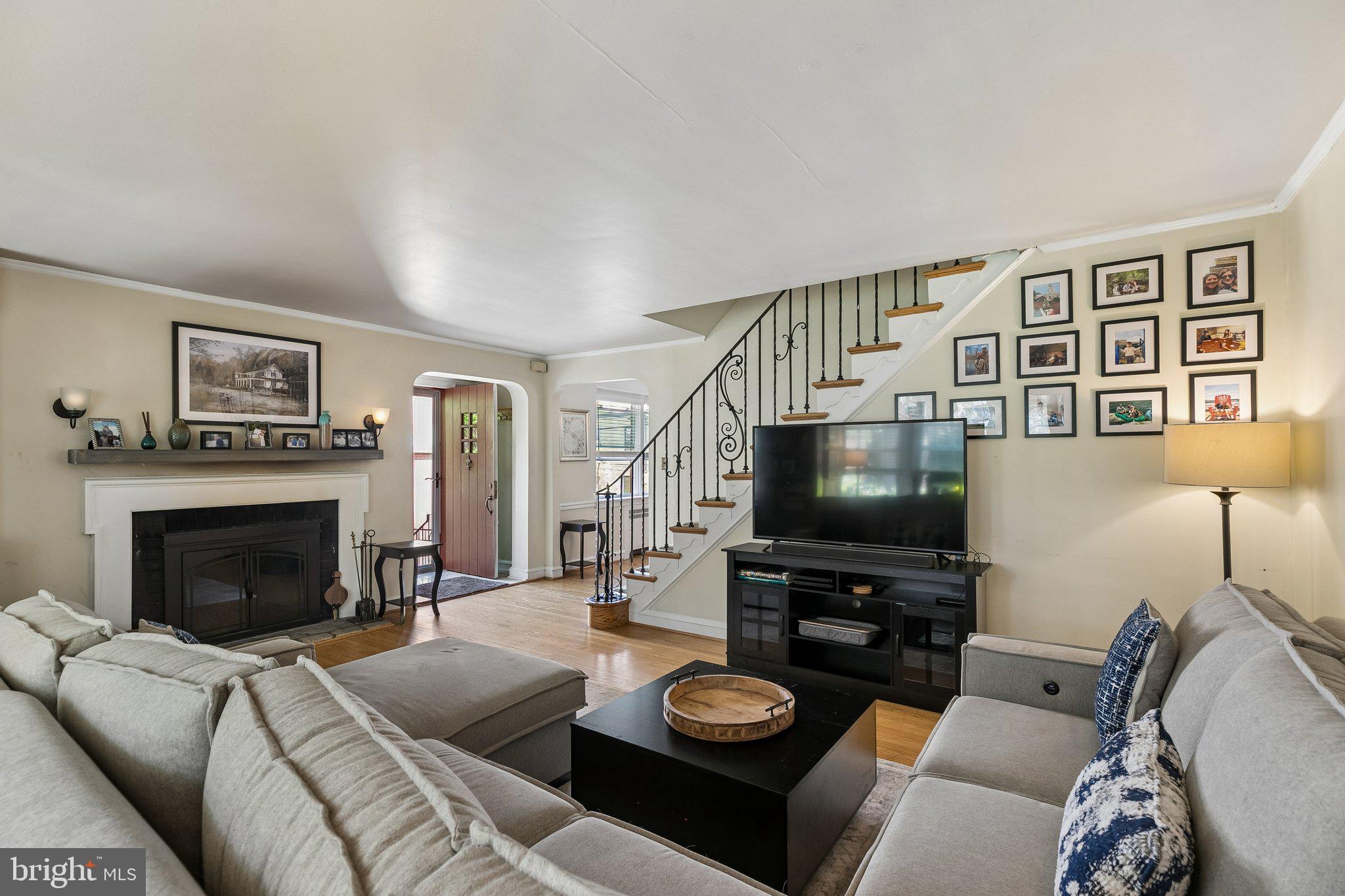 228 EDGEHILL ROAD