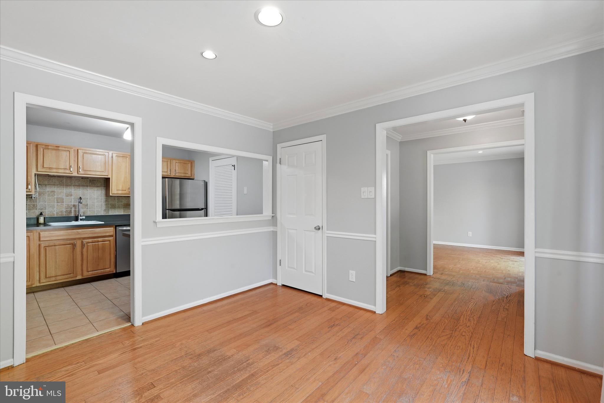 101 MONTGOMERY AVENUE B-2