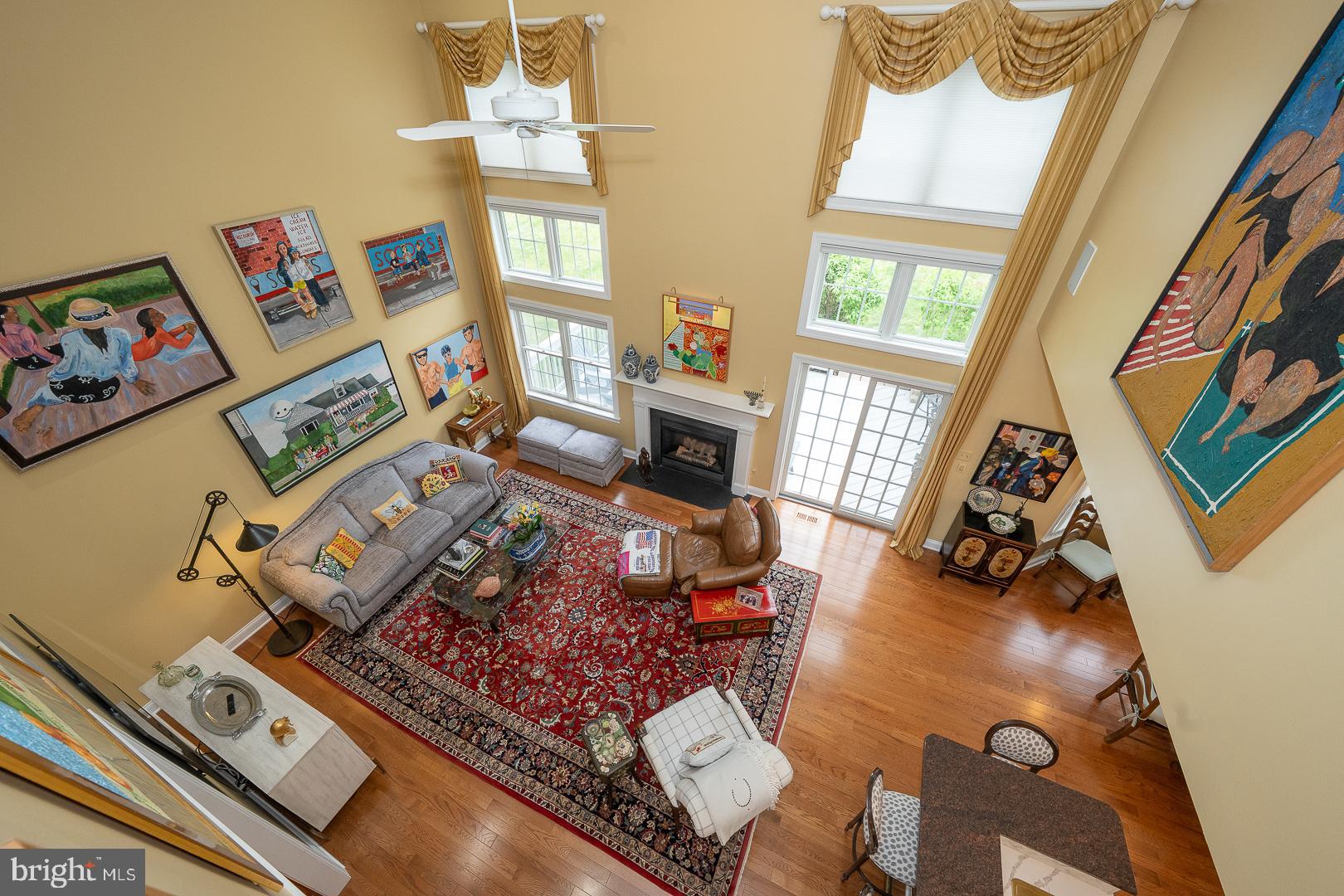 1109 RIVERVIEW LANE