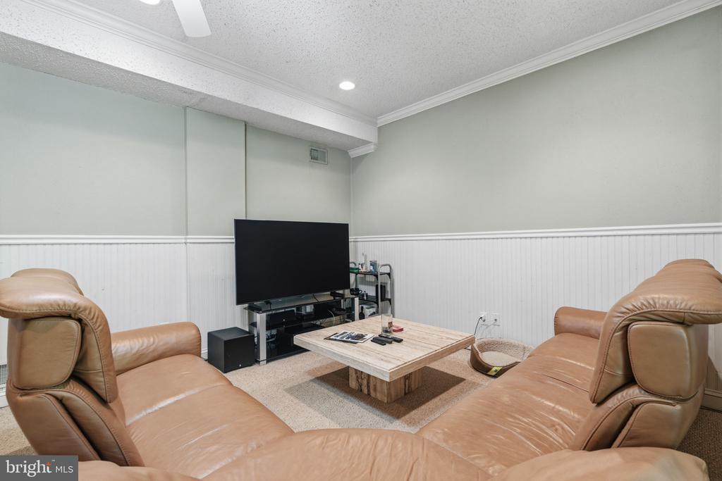 320 BIRCH DRIVE