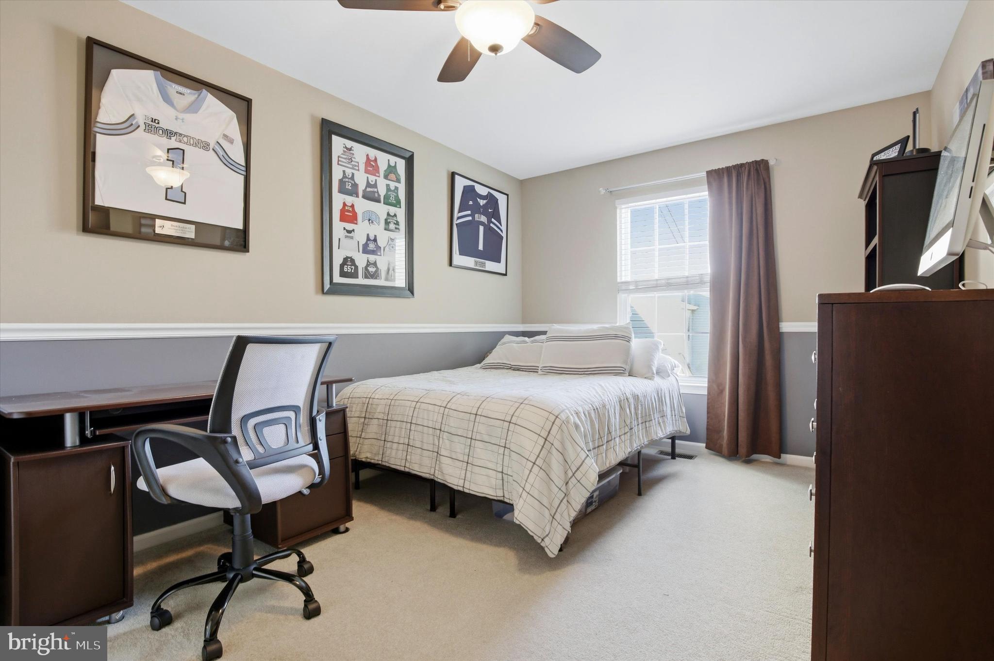 325 GREEN VIEW COURT