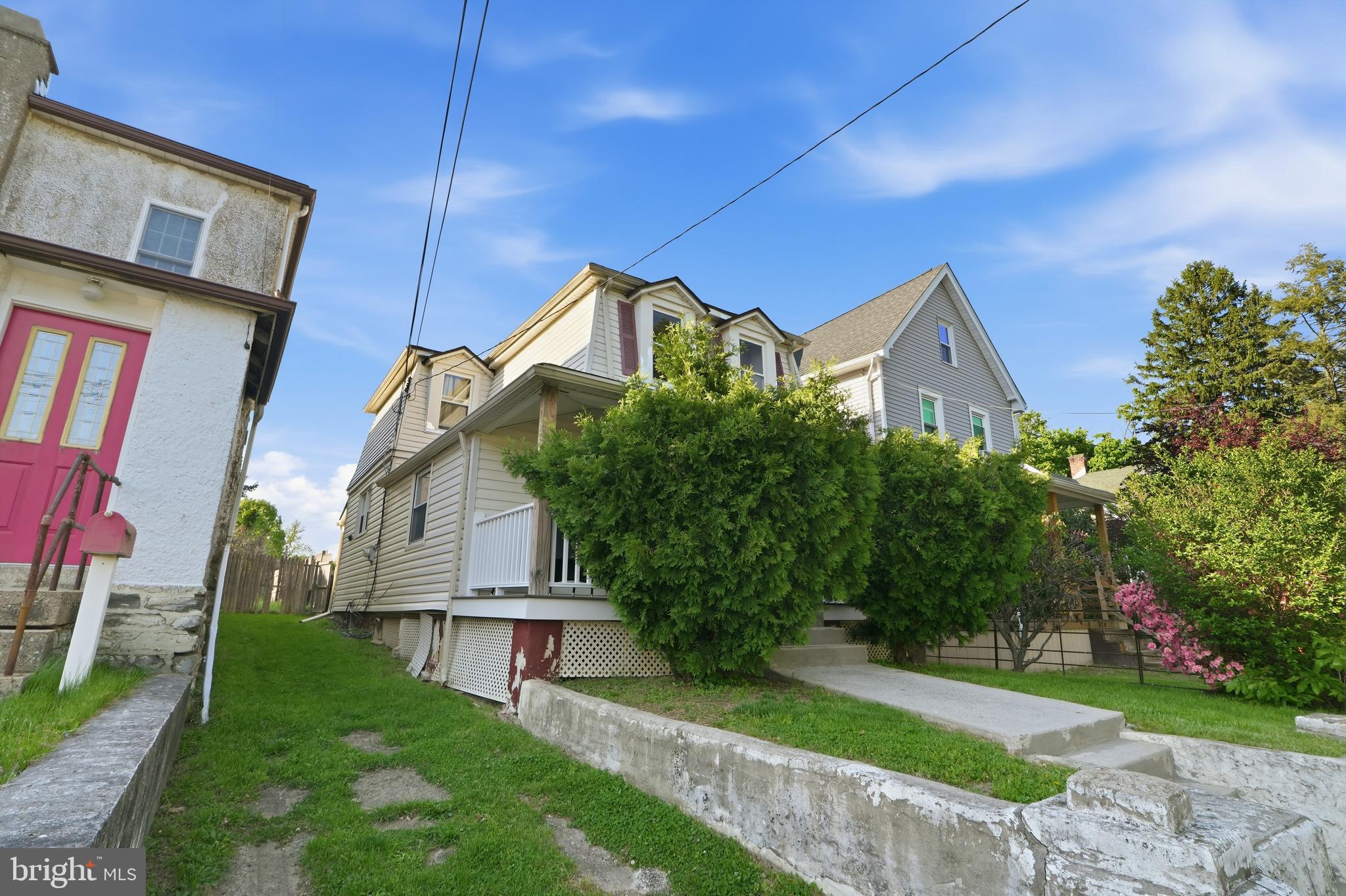 322 TULPEHOCKEN AVENUE