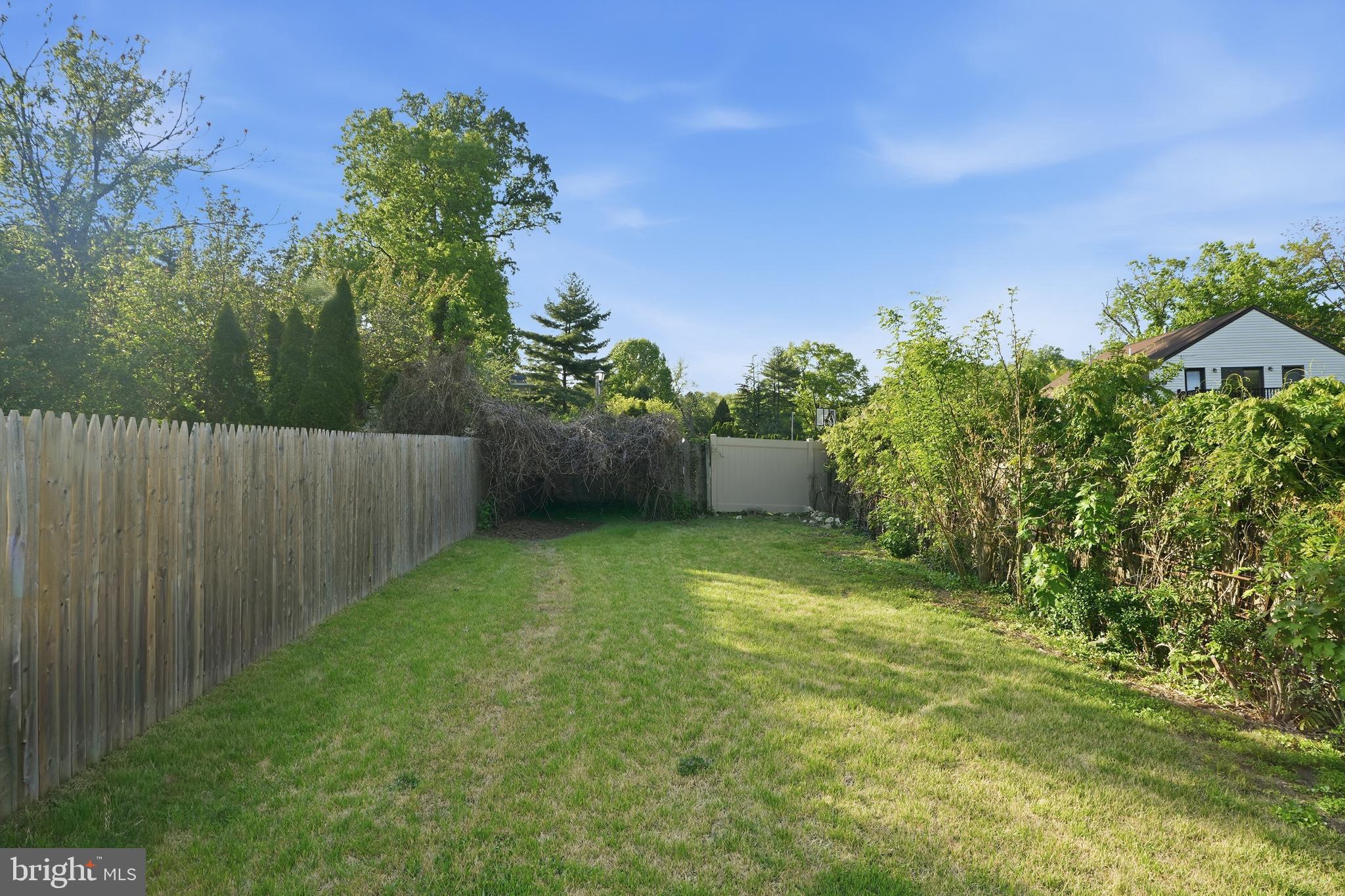 322 TULPEHOCKEN AVENUE