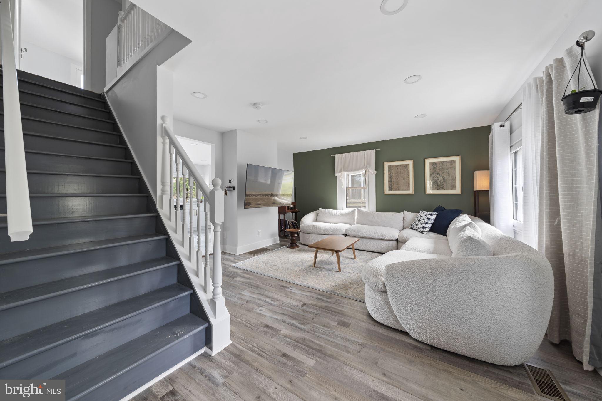 2549 W CHURCH ROAD