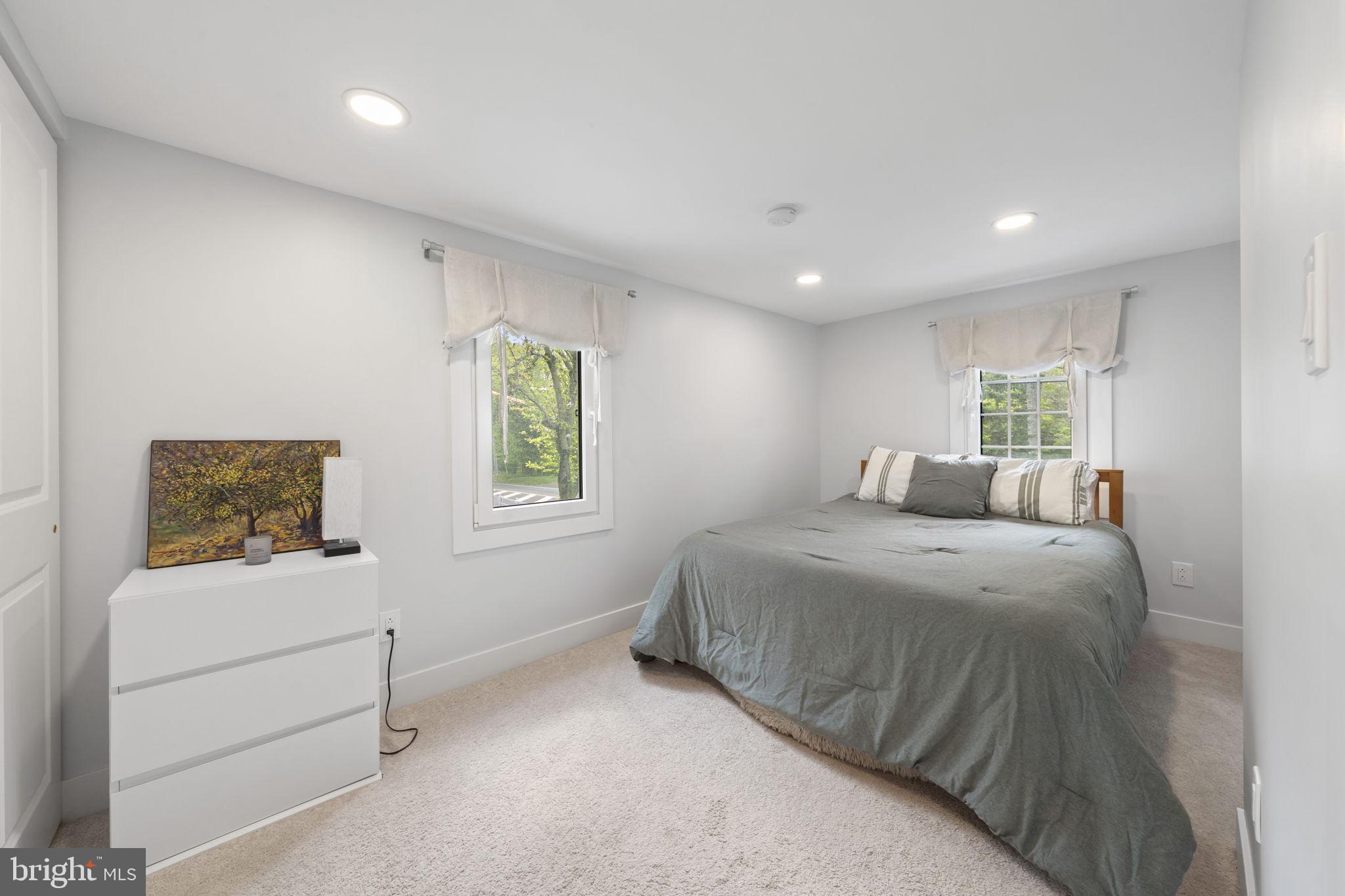2549 W CHURCH ROAD