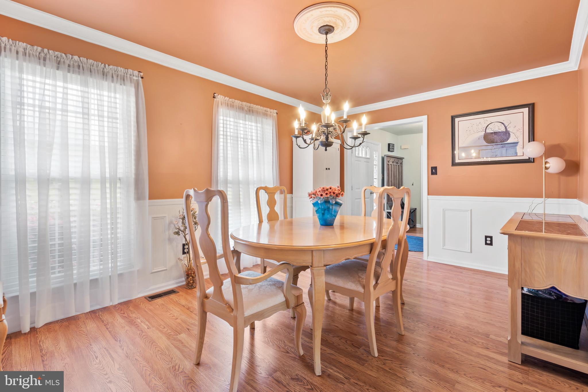 115 ELIO CIRCLE