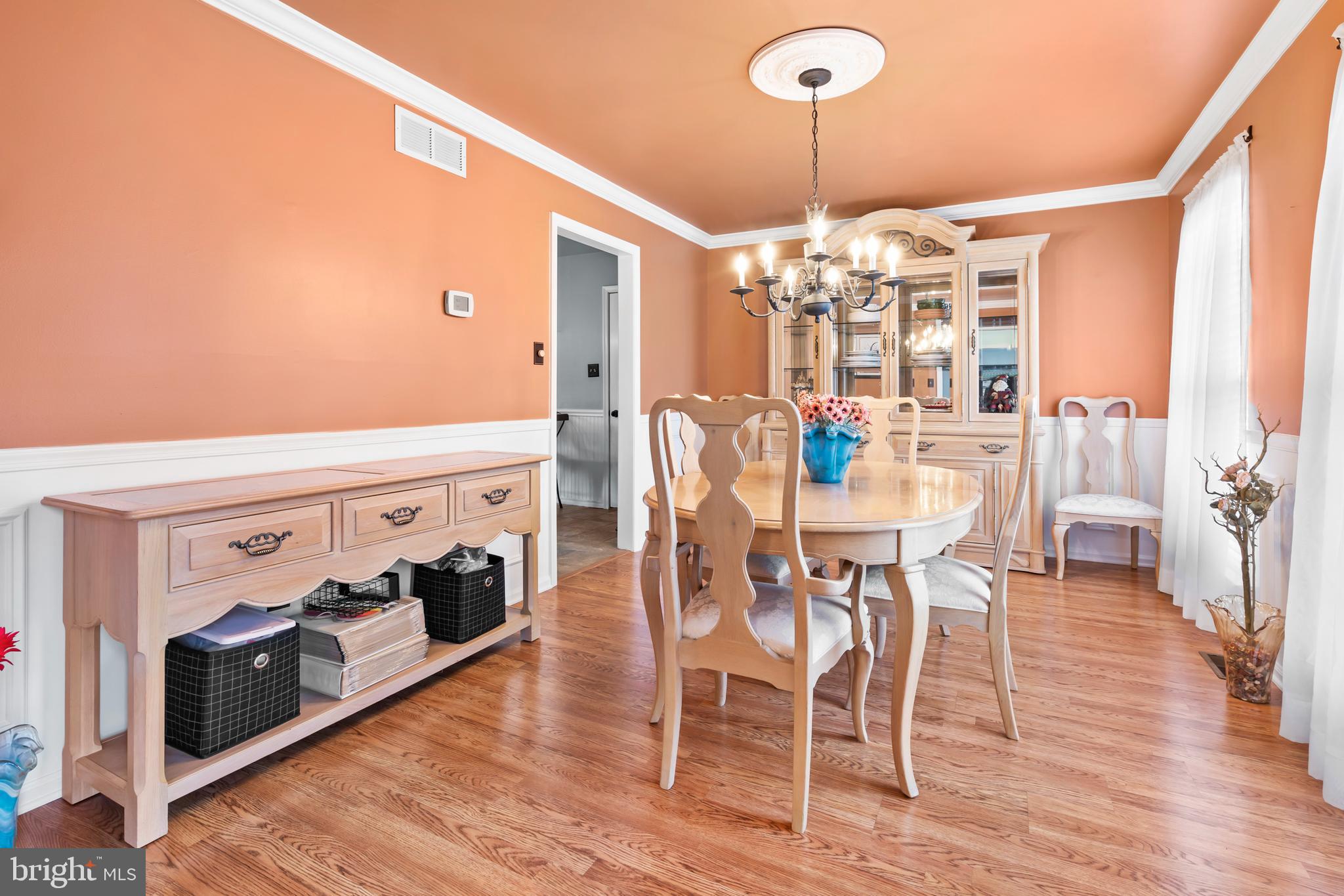 115 ELIO CIRCLE