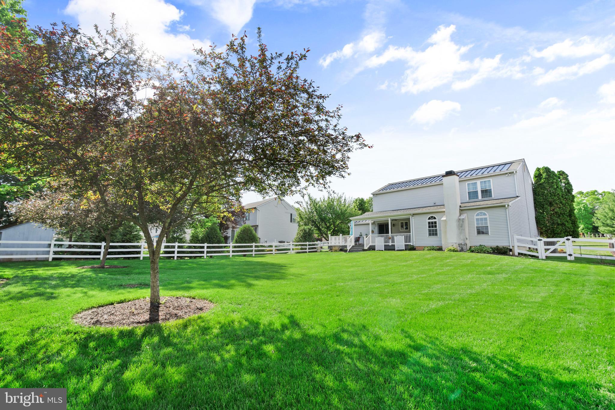 115 ELIO CIRCLE