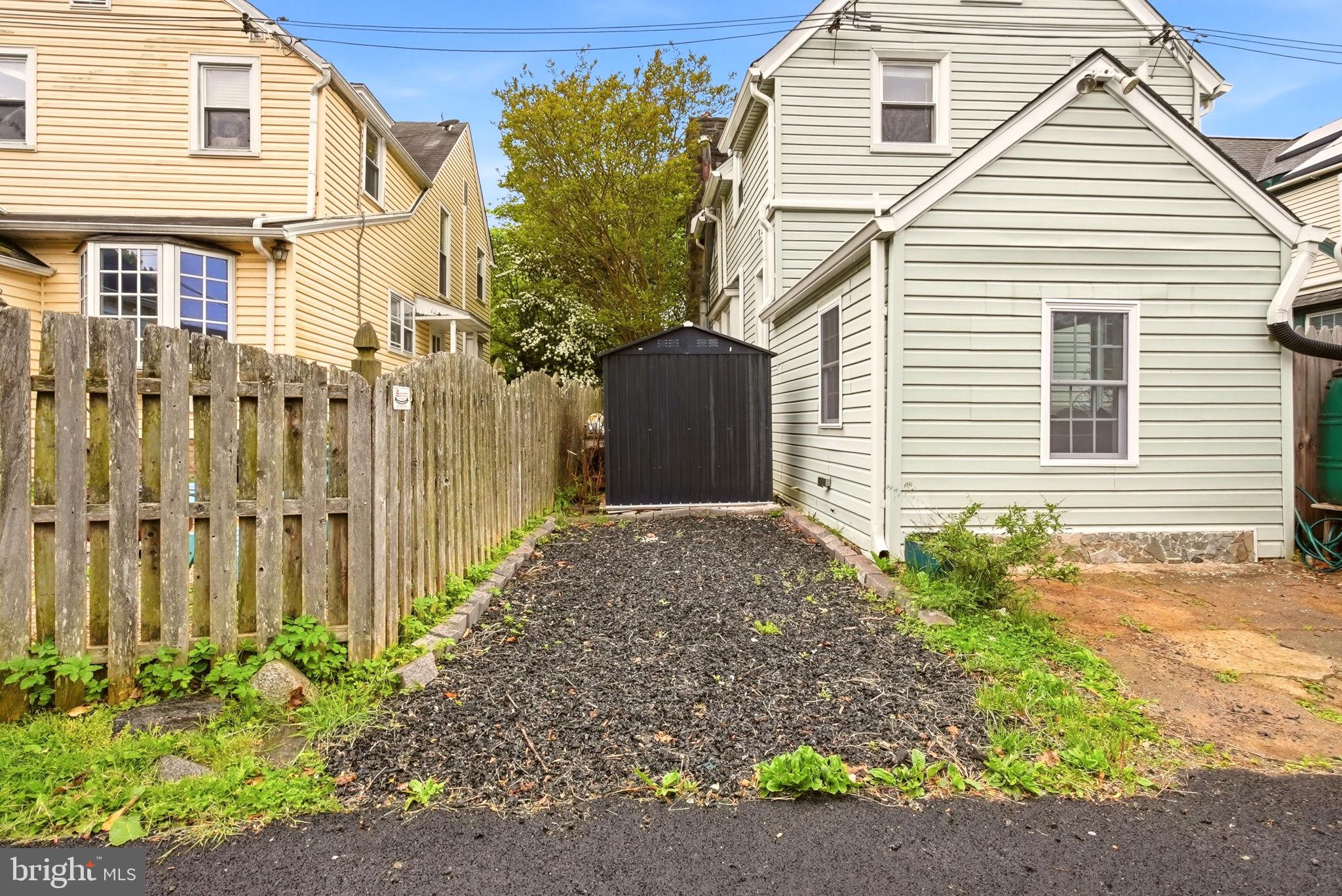 217 ROCK GLEN ROAD