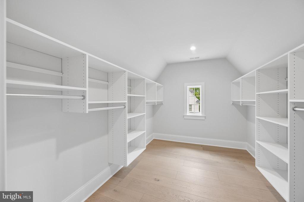 519 SUSSEX ROAD