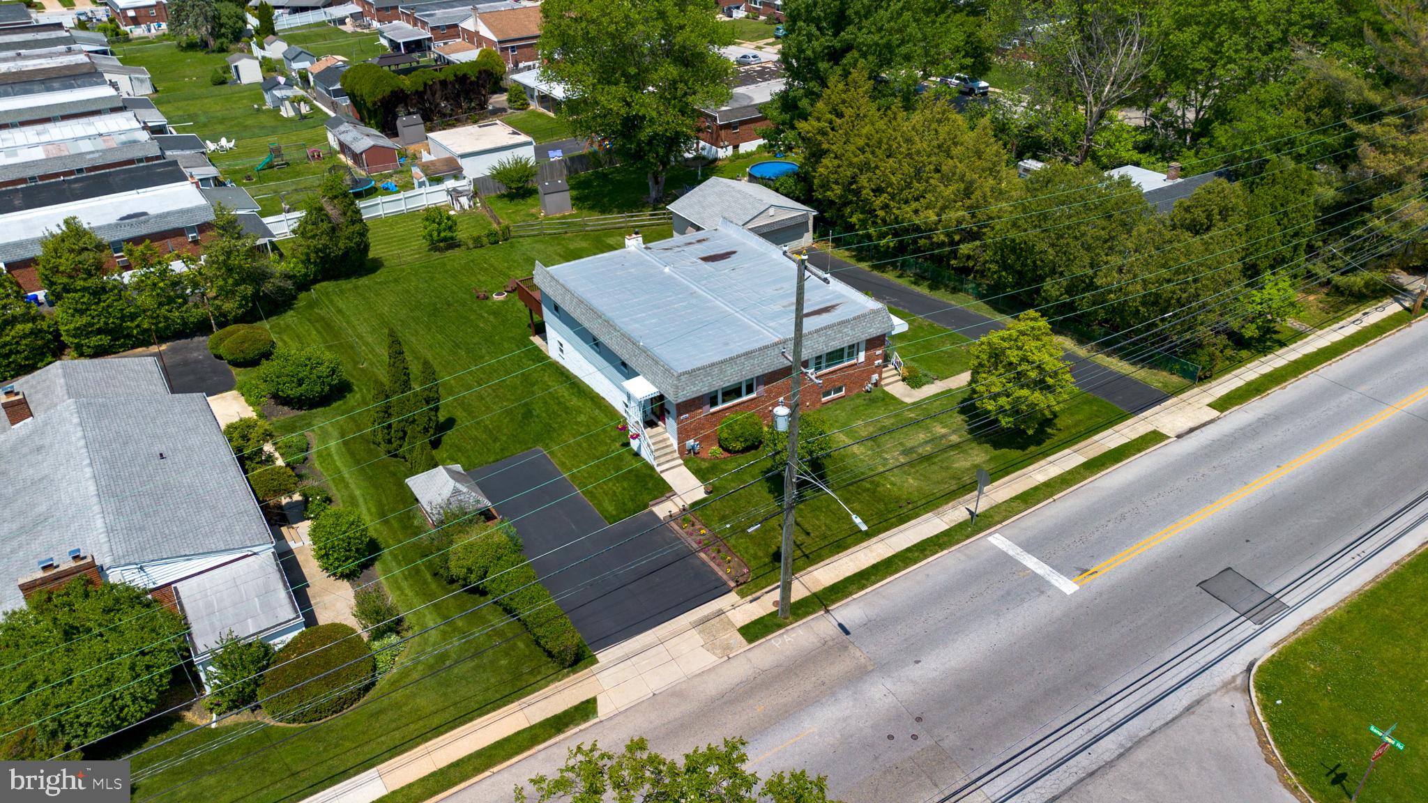 1430 COLWELL LANE