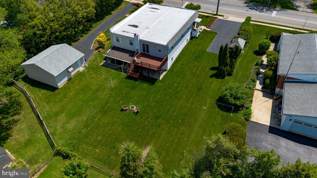 1430 COLWELL LANE