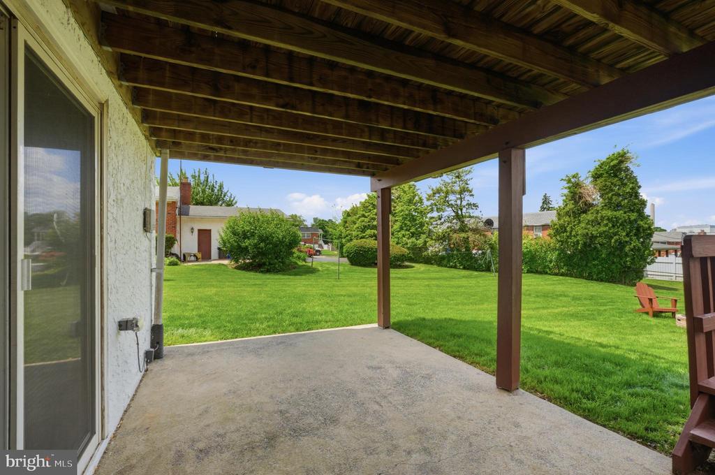 1430 COLWELL LANE