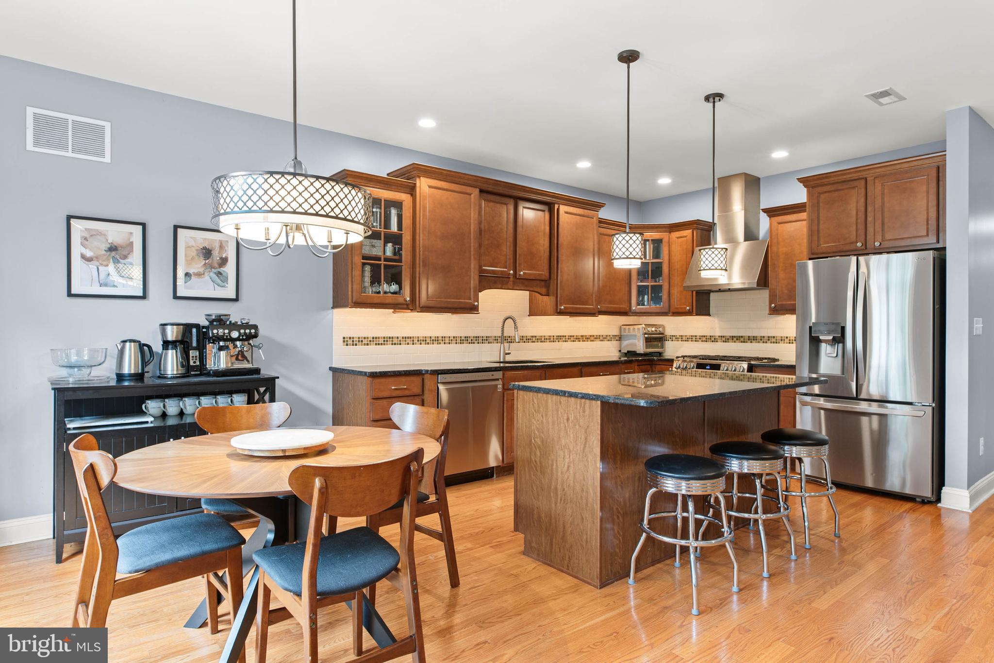 134 CARRIAGE COURT