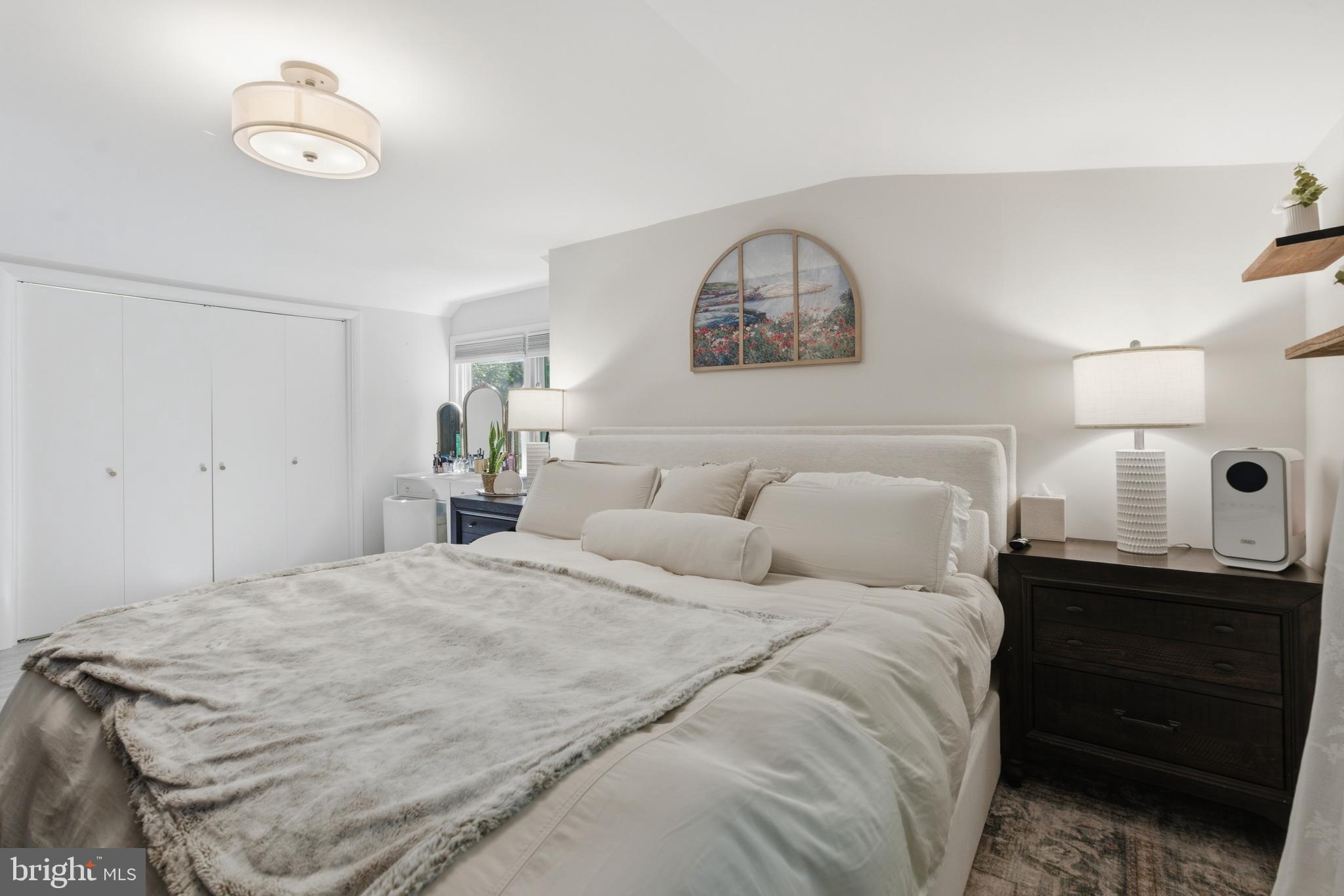582 FOREST ROAD