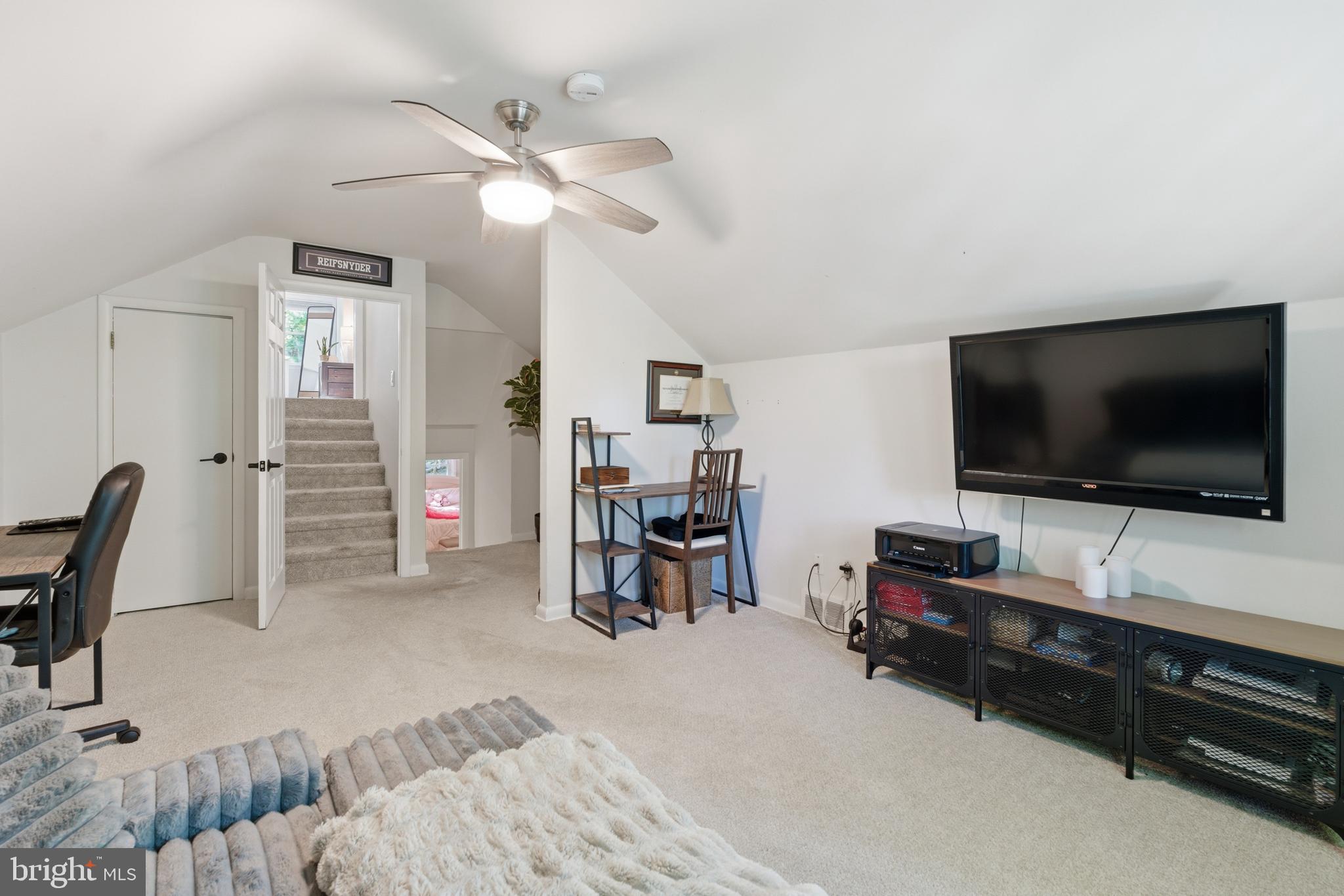 582 FOREST ROAD
