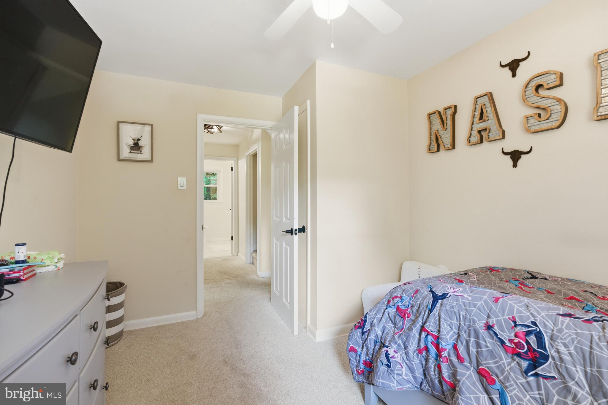 582 FOREST ROAD