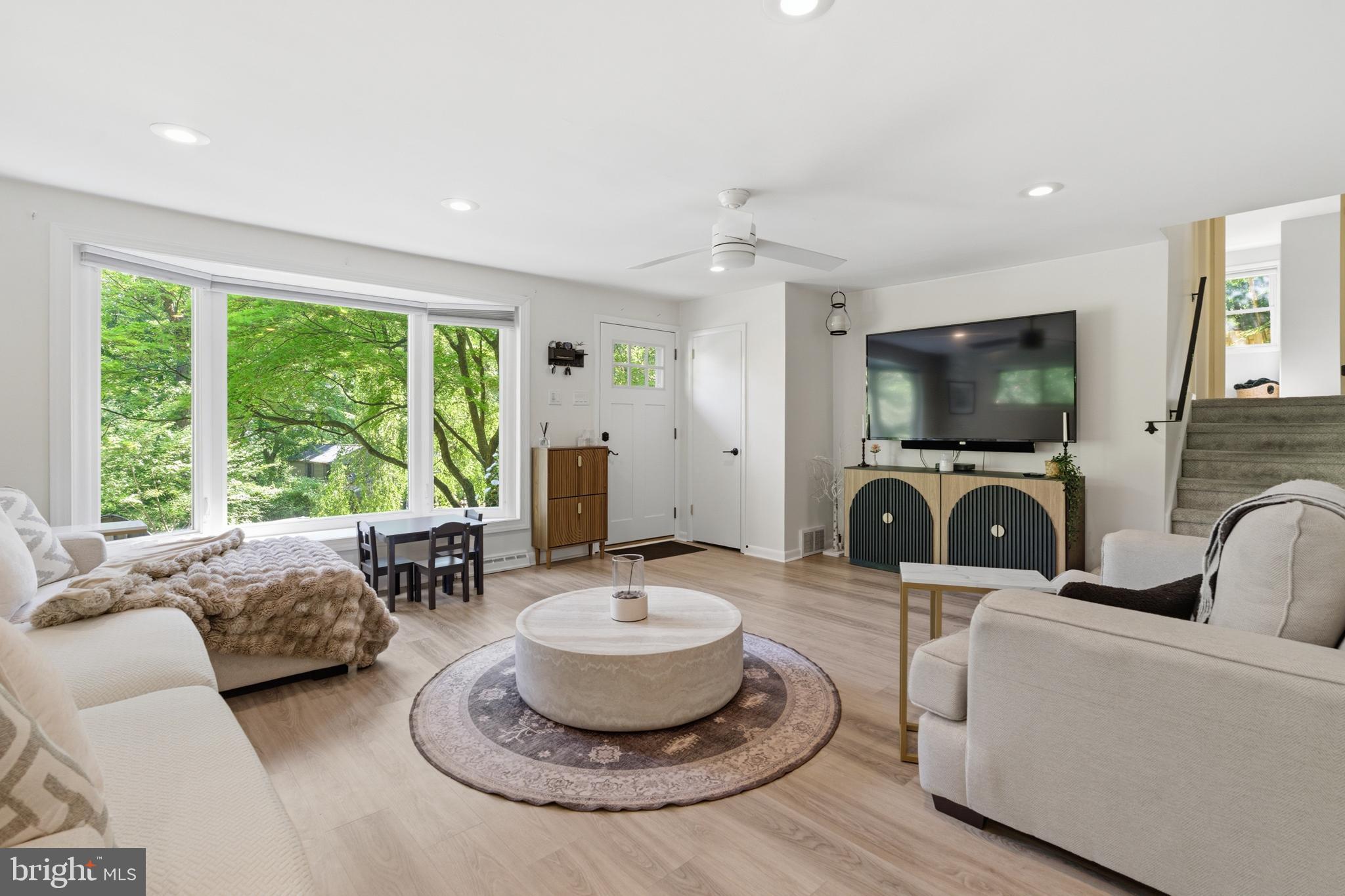 582 FOREST ROAD