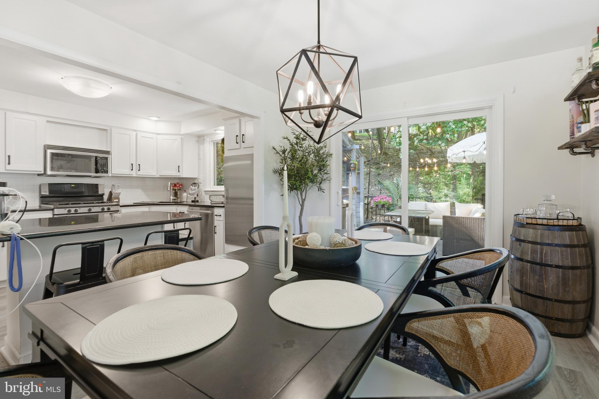 582 FOREST ROAD