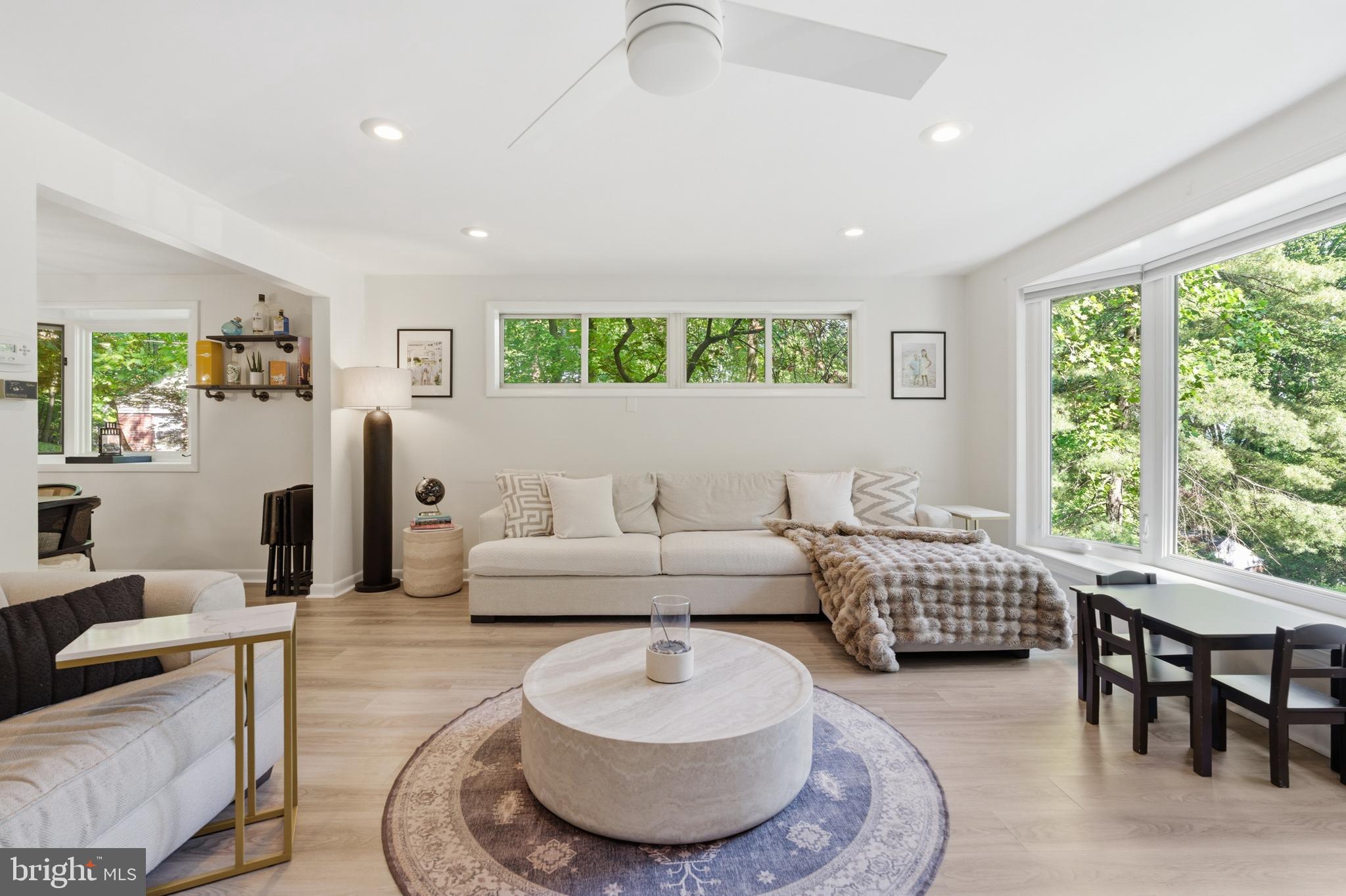 582 FOREST ROAD