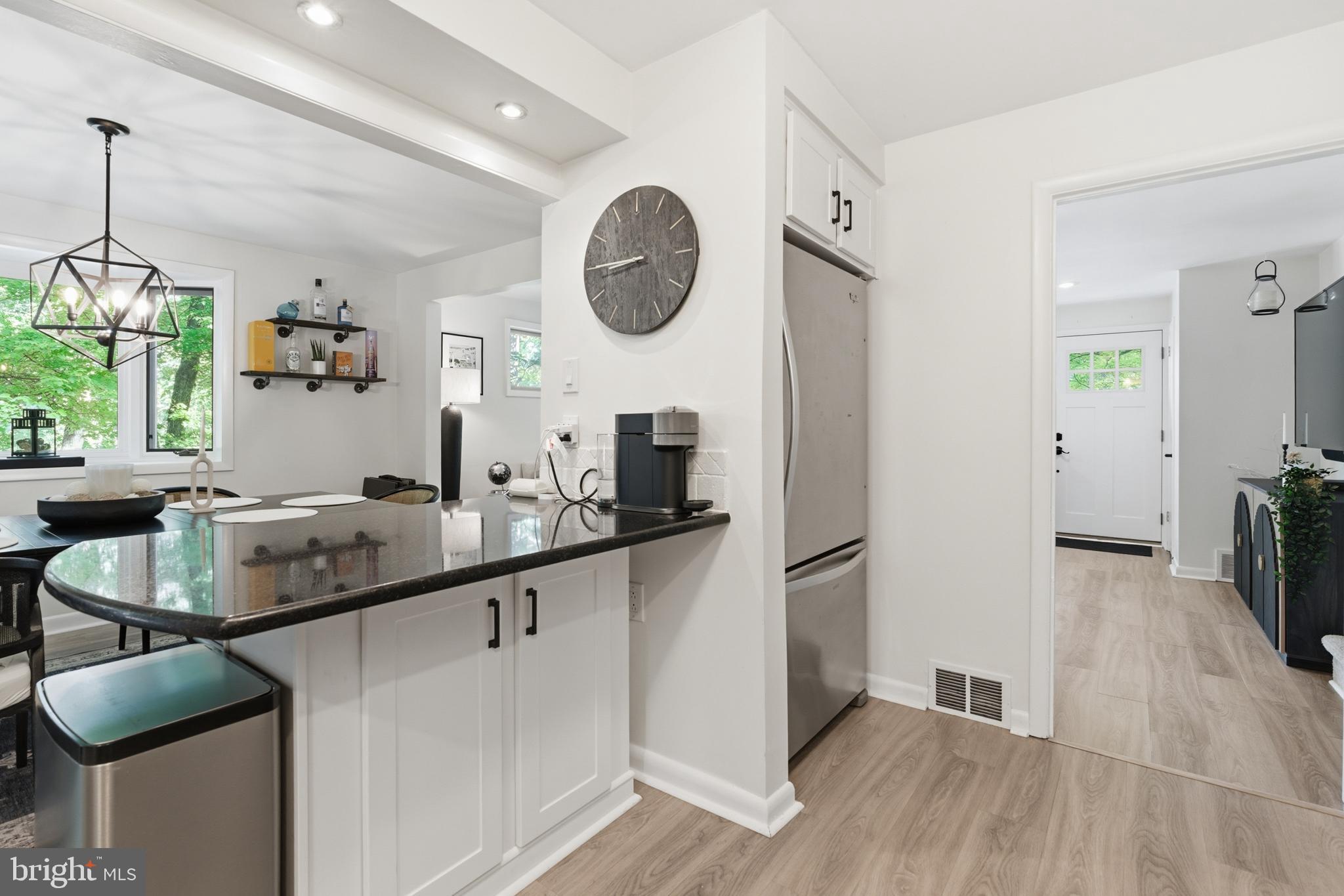 582 FOREST ROAD