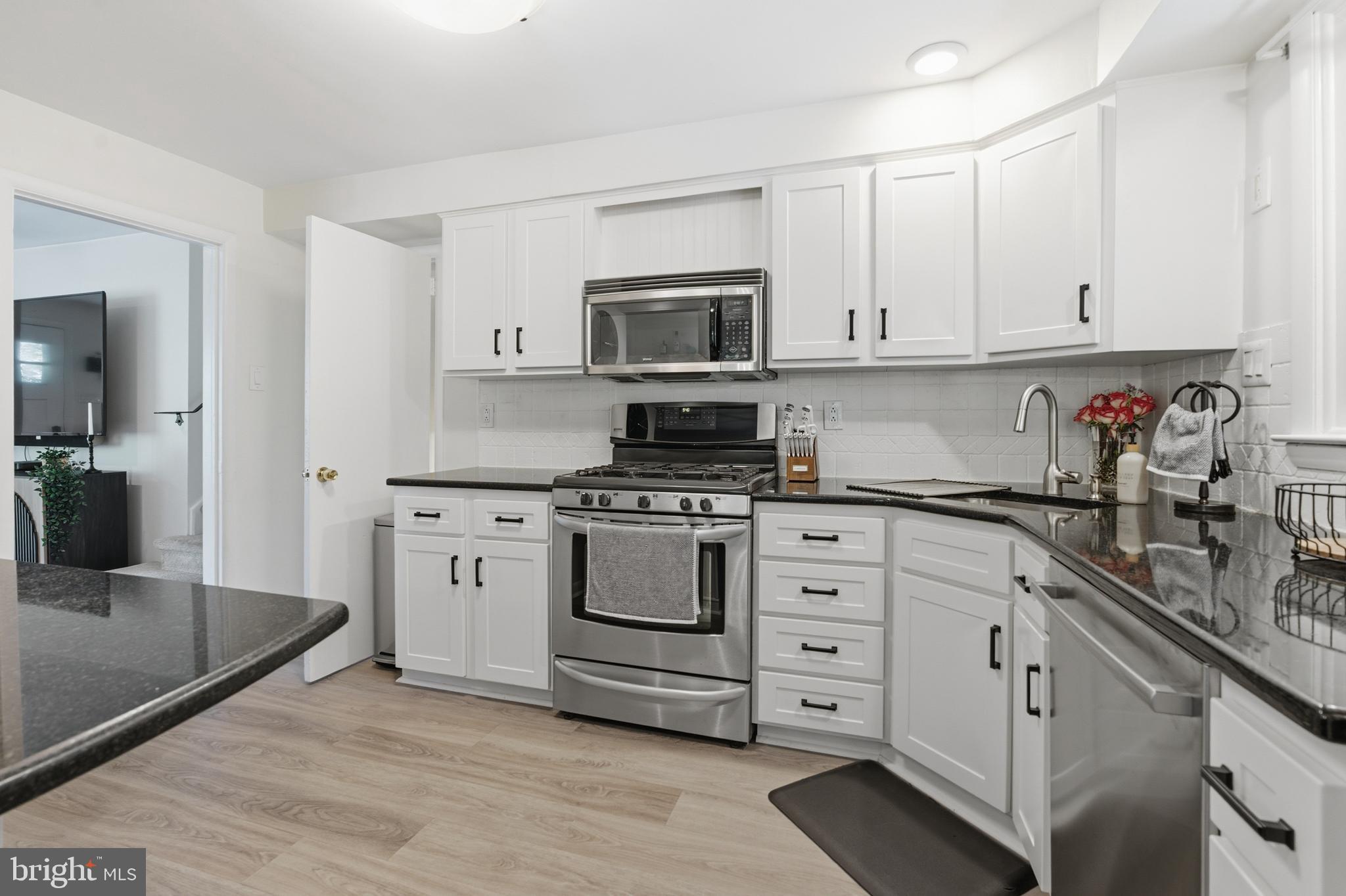 582 FOREST ROAD