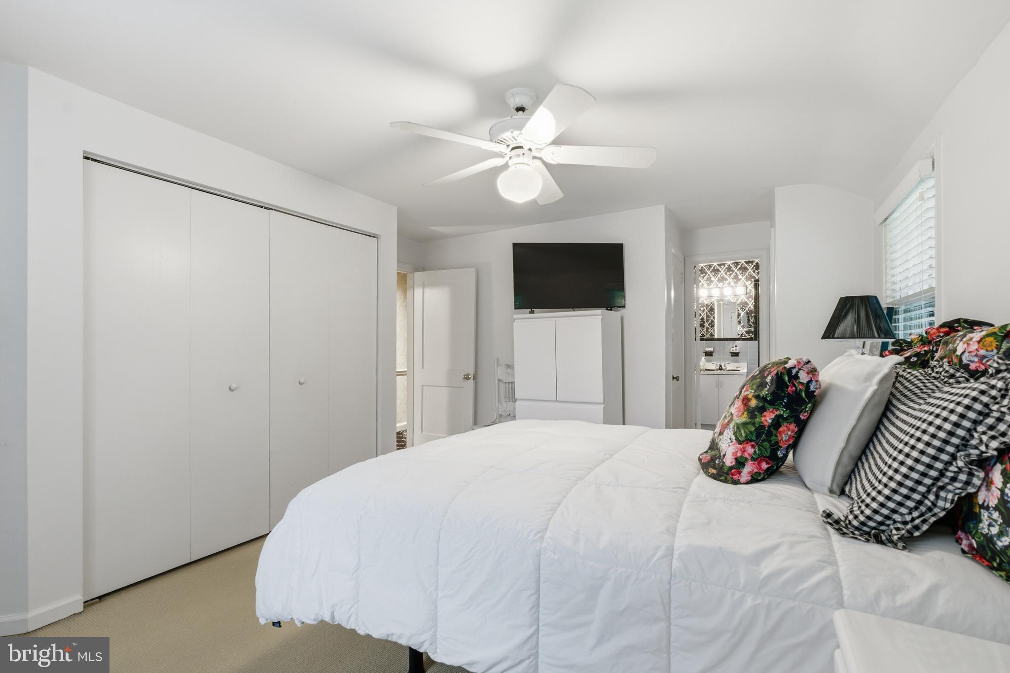 510 TWIN OAKS DRIVE