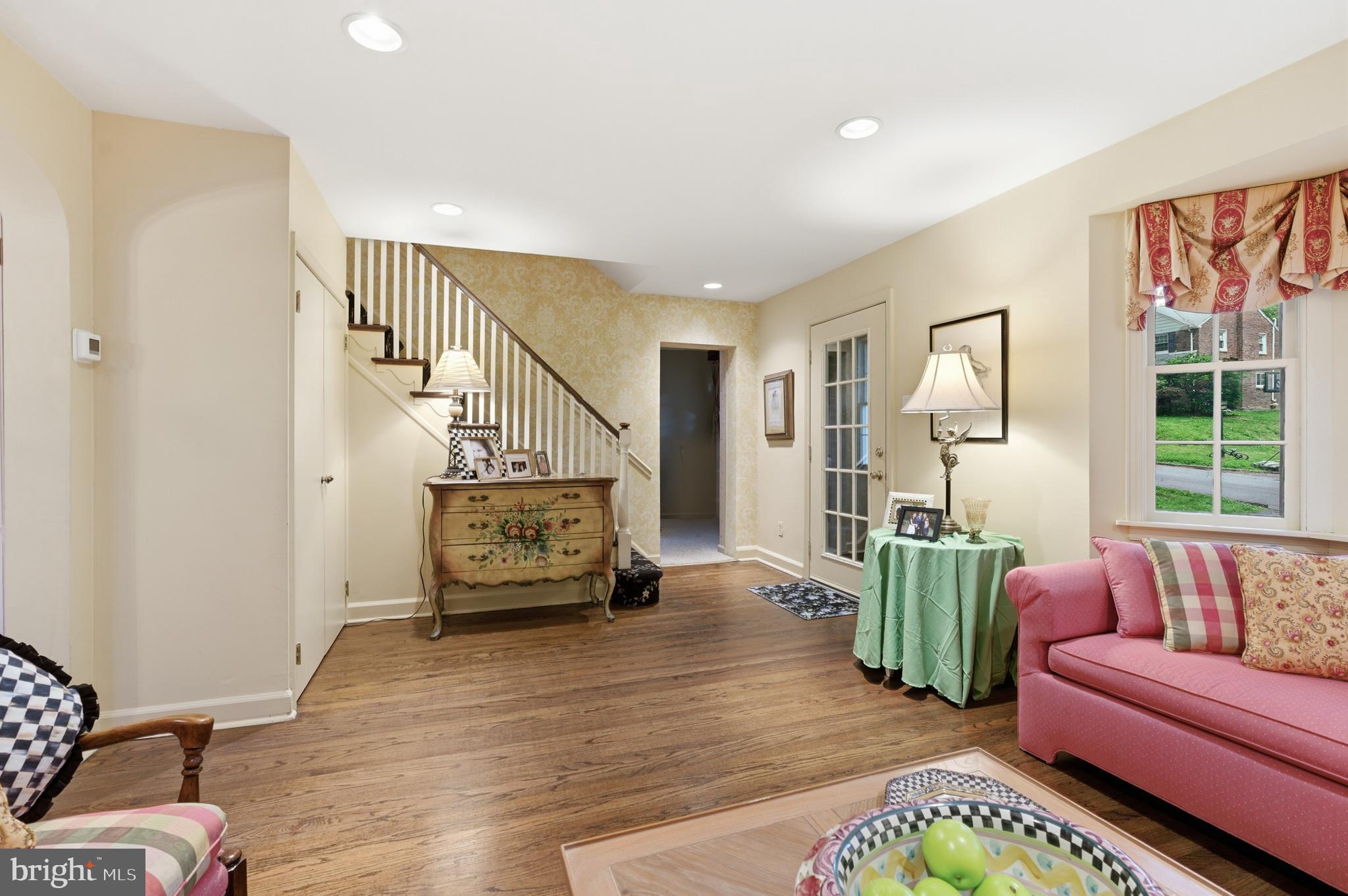 510 TWIN OAKS DRIVE