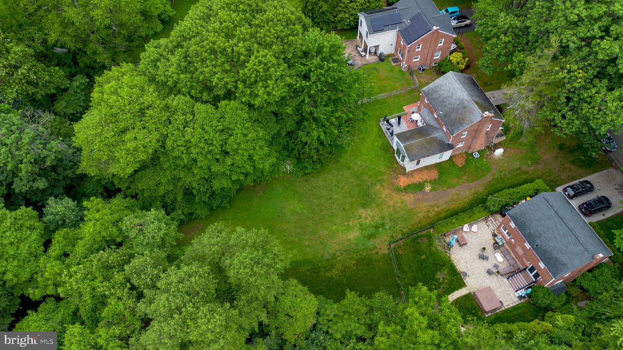 510 TWIN OAKS DRIVE