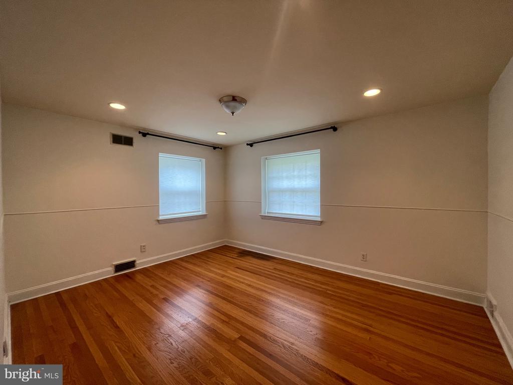 510 MONROE ROAD