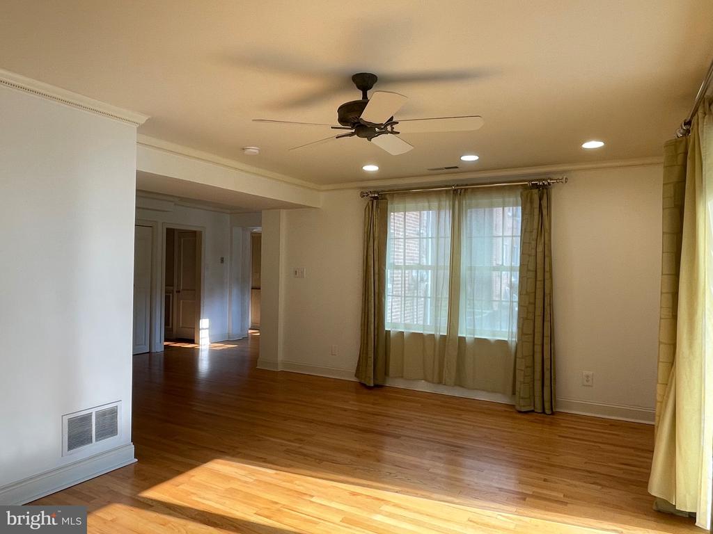 510 MONROE ROAD