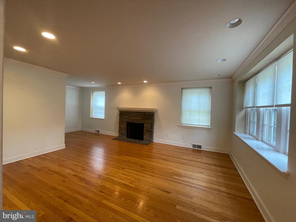 510 MONROE ROAD