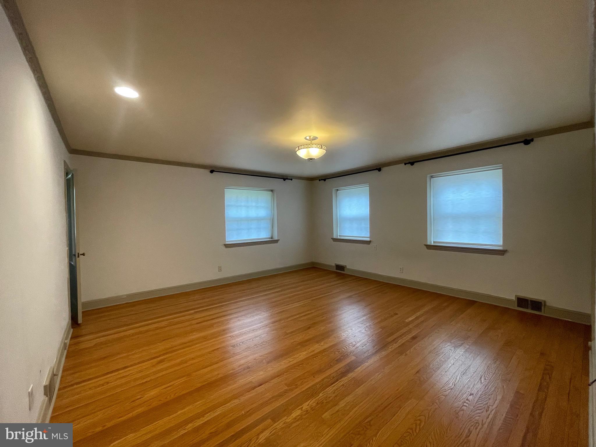 510 MONROE ROAD
