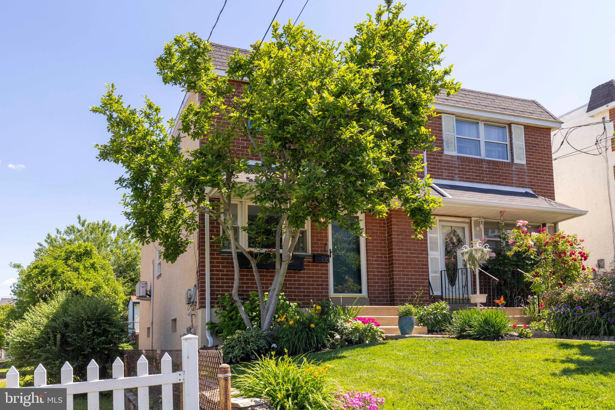 136 W 2ND AVENUE