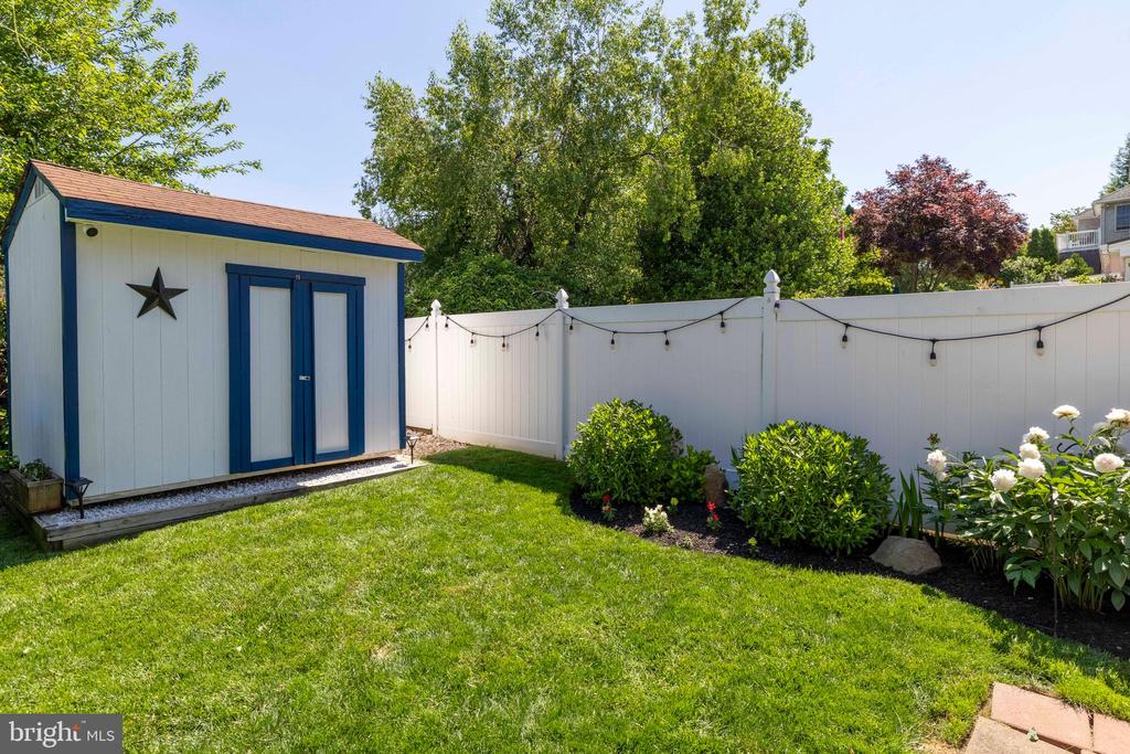 136 W 2ND AVENUE