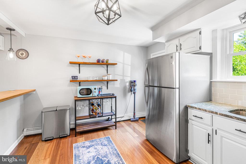 136 W 2ND AVENUE