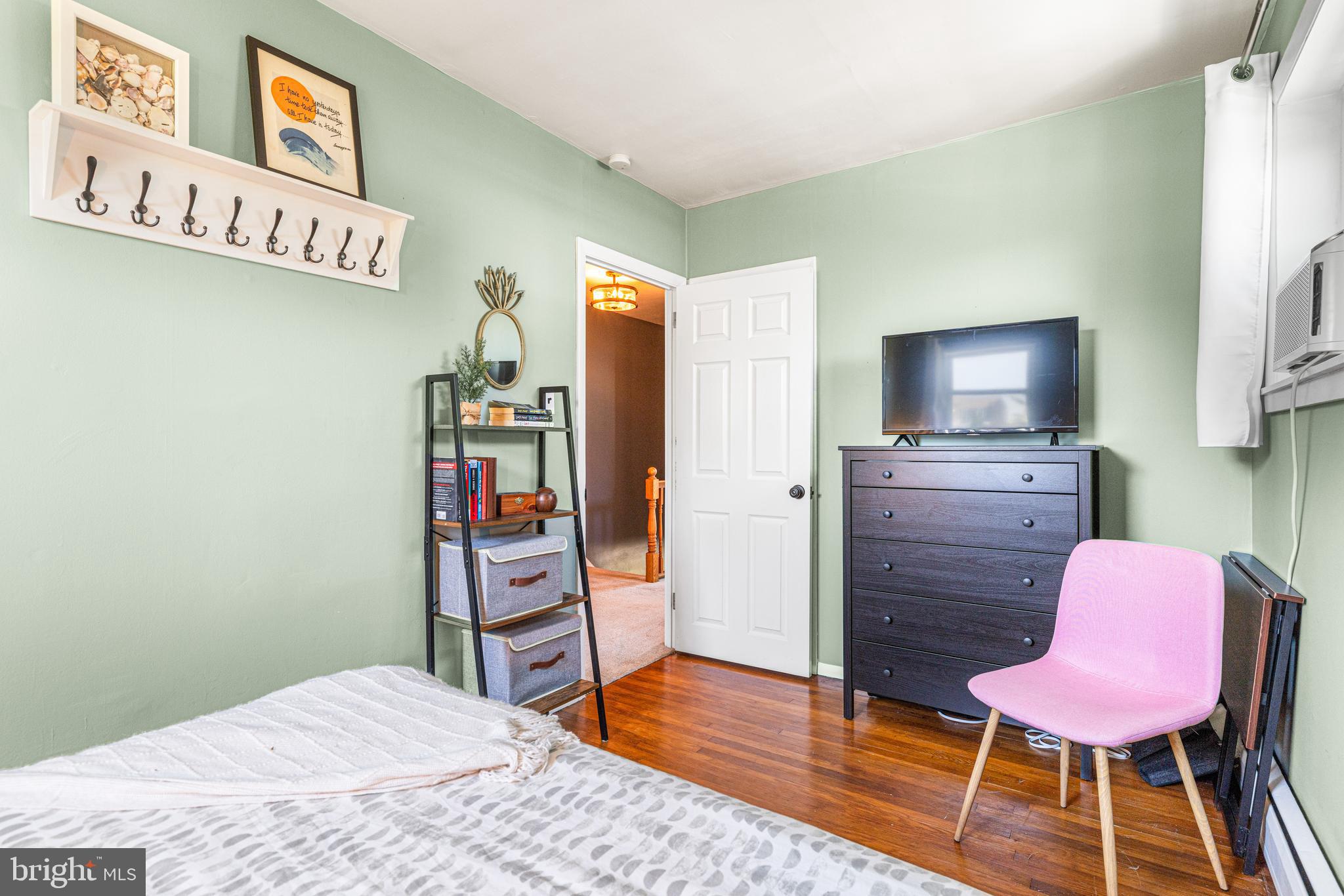 136 W 2ND AVENUE