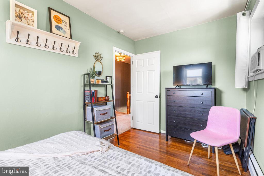 136 W 2ND AVENUE