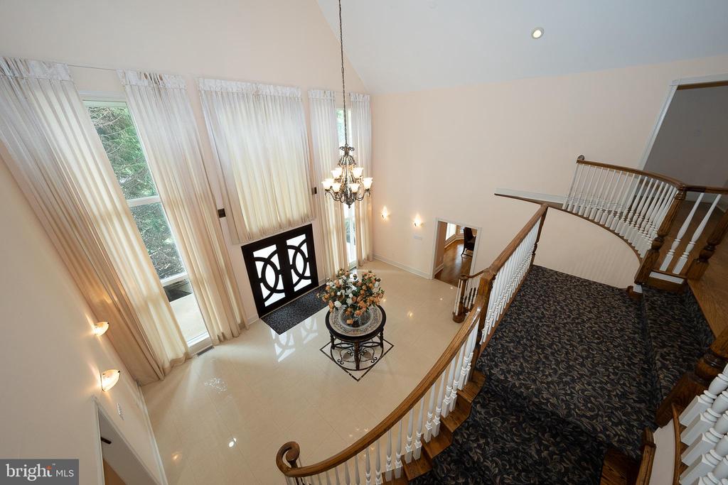 1041 HERKNESS DRIVE