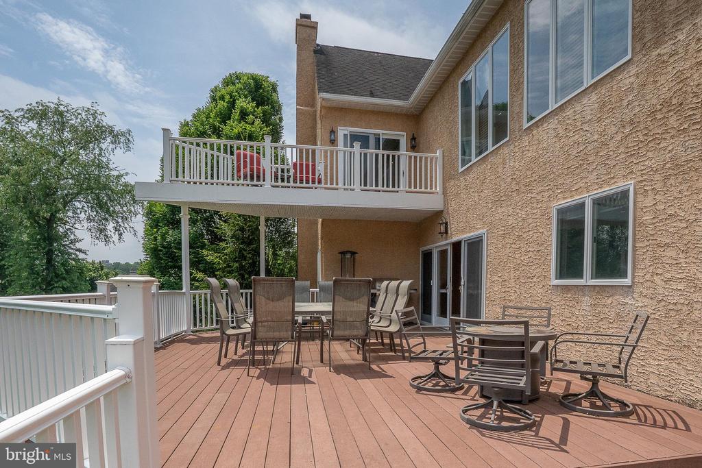 1041 HERKNESS DRIVE