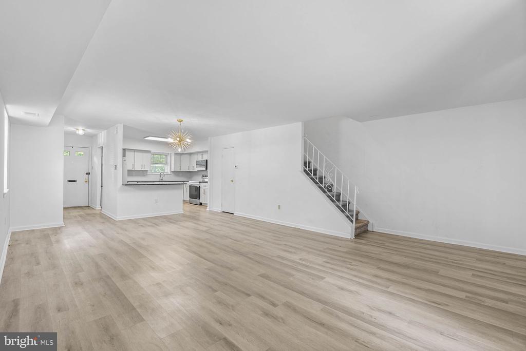 104 HAMPSTEAD DRIVE 104