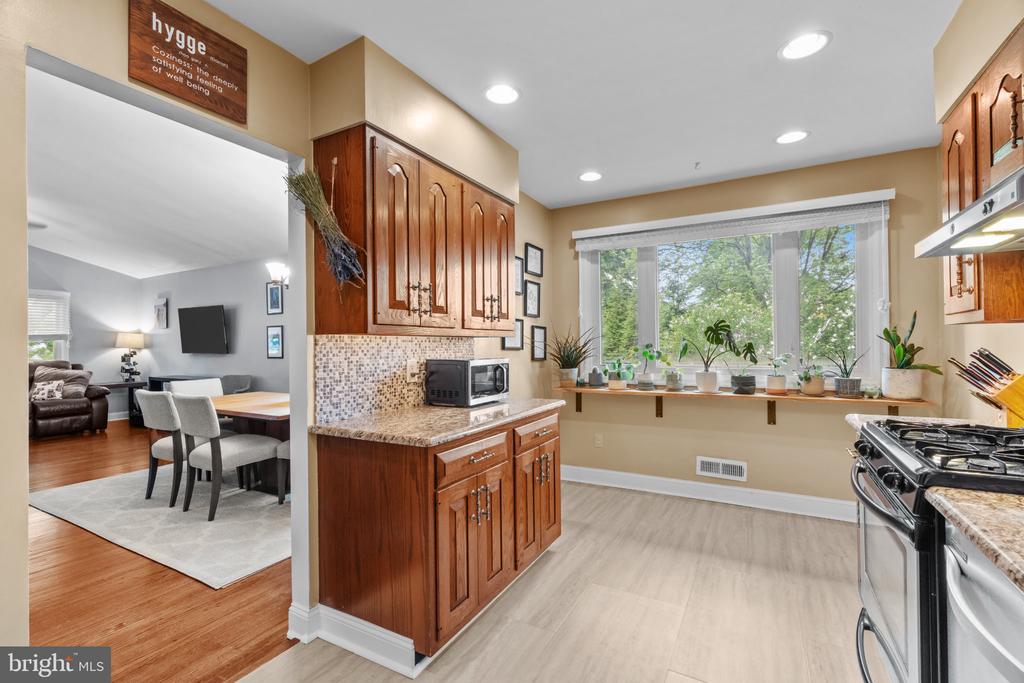 315 W VALLEY FORGE ROAD