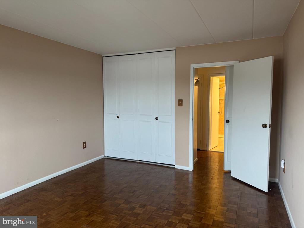 100 WEST AVENUE Unit: 604W