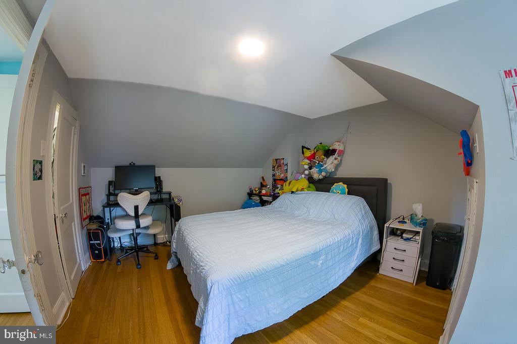 307 TREGARON ROAD