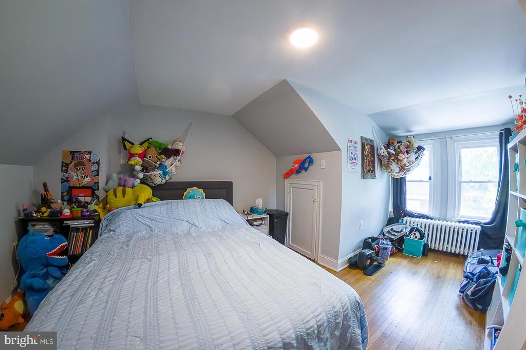 307 TREGARON ROAD