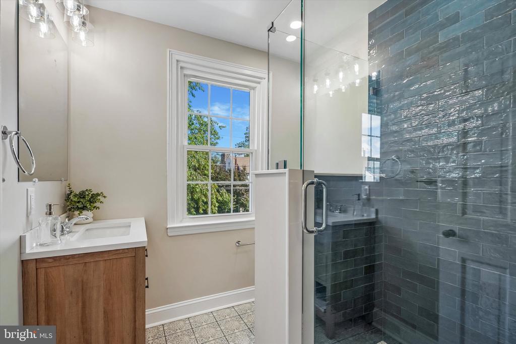 1409 EDGEVALE ROAD