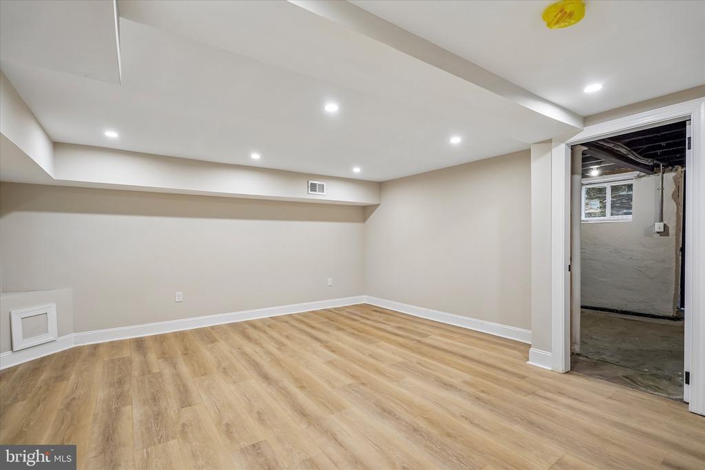 1409 EDGEVALE ROAD